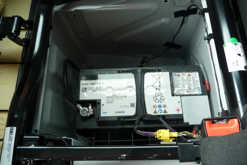 Mercedes-Benz Sprinter 515 CDI 432 bak en laadklep autm zijdeur, trekhaak 12