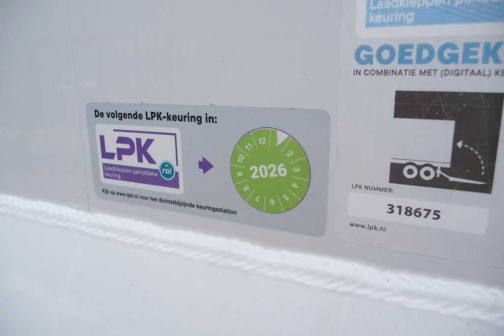 Mercedes-Benz Sprinter 515 CDI 432 bak en laadklep autm zijdeur, trekhaak 16