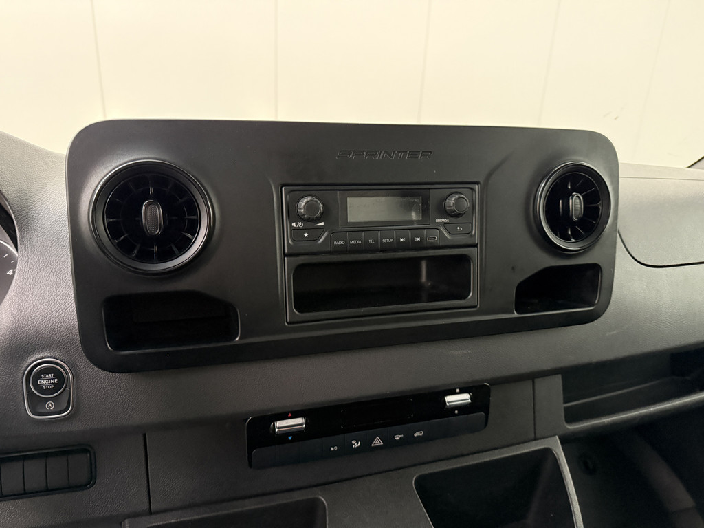 Mercedes-Benz Sprinter 515CDI 9G-Tronic Automaat Bakwagen+Laadklep | Airco | Cruise | 3-Zits | Dakspoiler 19