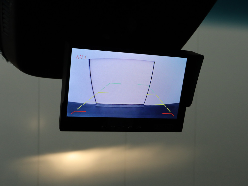 Mercedes-Benz Sprinter 515CDI 9G-Tronic Automaat Bakwagen+Laadklep | Airco | Cruise | Camera | 3-Persoons | Dakspoiler 19