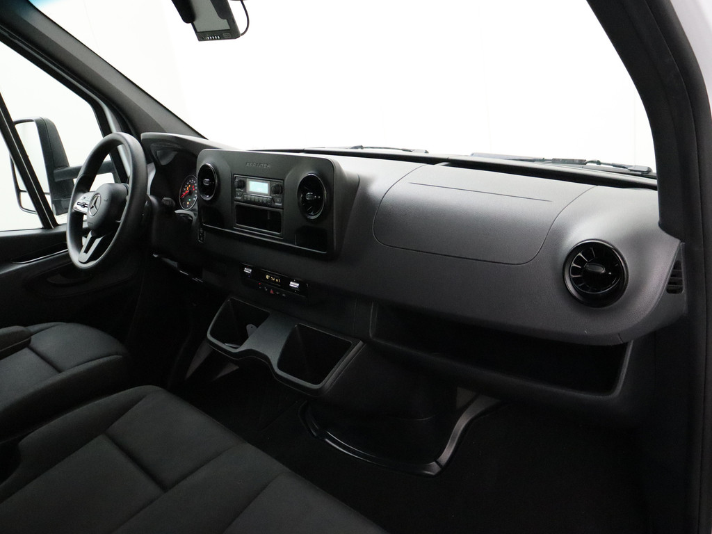 Mercedes-Benz Sprinter 515CDI 9G-Tronic Automaat Bakwagen+Laadklep | Airco | Cruise | Camera | 3-Persoons | Dakspoiler 21