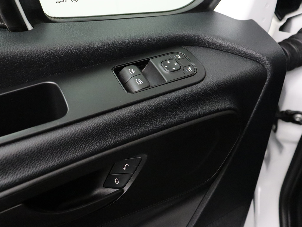 Mercedes-Benz Sprinter 515CDI 9G-Tronic Automaat Bakwagen+Laadklep | Dakspoiler | Airco | Cruise | 3-Persoons 9