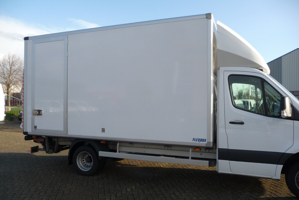 Mercedes-Benz Sprinter 515 CDI Autm trekhaak, bak en klep 10