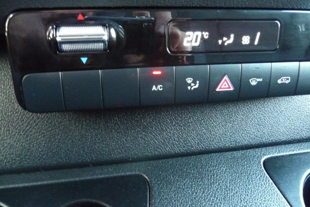 Mercedes-Benz Sprinter 515 CDI Autm trekhaak, bak en klep 14