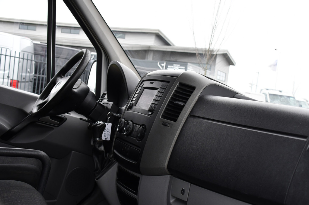 Mercedes-Benz Sprinter 516 2.2 CDI 366 Edition Camera, Cruise, 3500KG Trekhaak, Multimedia, 164PK, Automaat, Uniek! 13