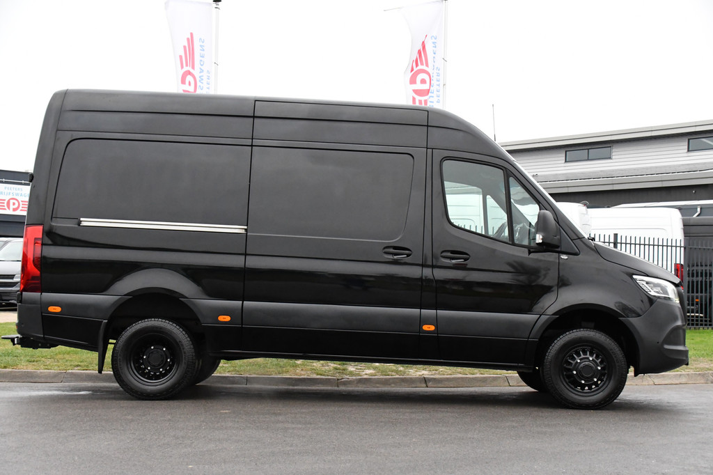 Mercedes-Benz Sprinter 516 2.2 CDI L2H2 Black Edition Camera, Cruise, Carplay, LED, 3500kg Trekhaak, Stoelverwarming, 164pk, Automaat, Sensoren, Uniek! 10