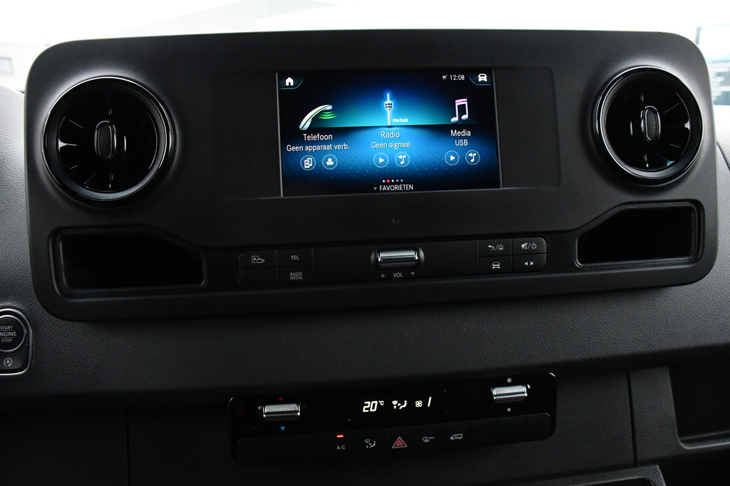 Mercedes-Benz Sprinter 516 2.2 CDI L2H2 Black Edition Camera, Cruise, Carplay, LED, 3500kg Trekhaak, Stoelverwarming, 164pk, Automaat, Sensoren, Uniek! 21