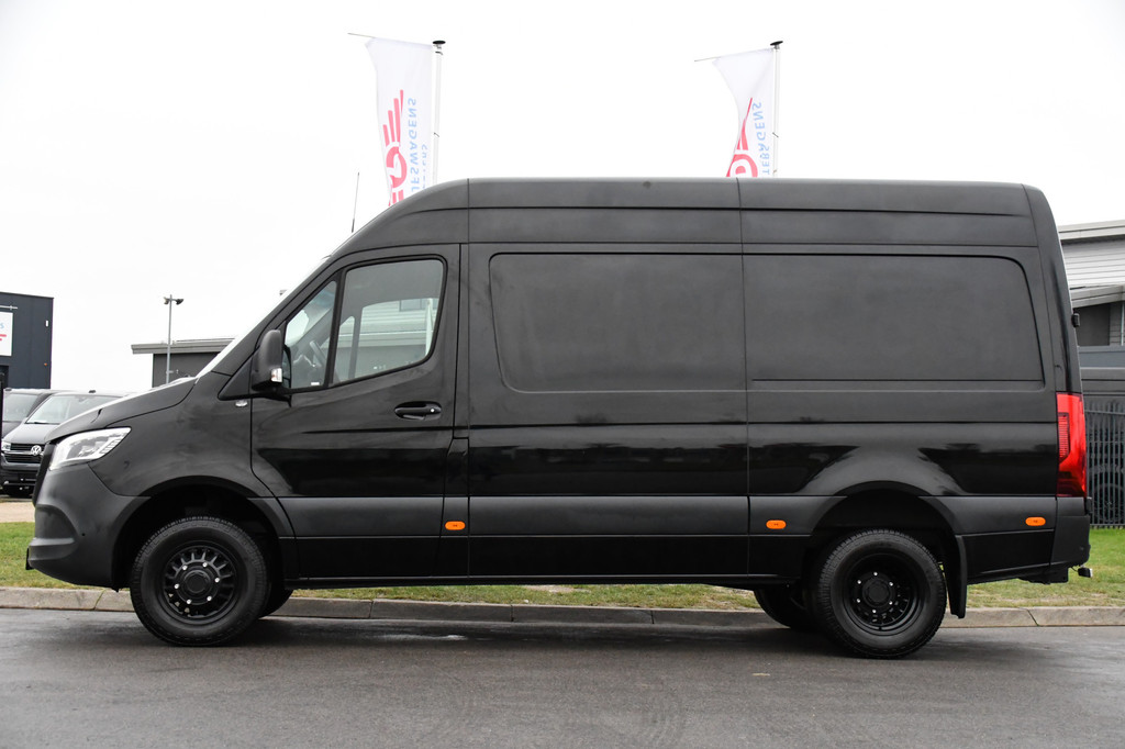 Mercedes-Benz Sprinter 516 2.2 CDI L2H2 Black Edition Camera, Cruise, Carplay, LED, 3500kg Trekhaak, Stoelverwarming, 164pk, Automaat, Sensoren, Uniek! 9