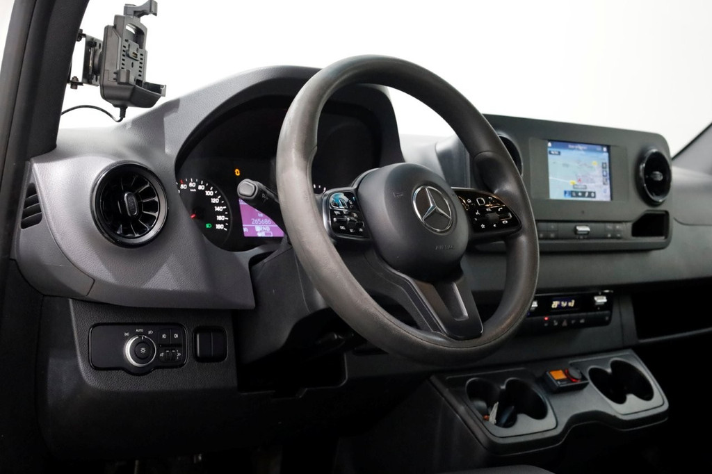 Mercedes-Benz Sprinter 516 CDI 163pk 7G Automaat Bakwagen met 1000kg laadklep 2381kg laadverm. 06-2021 13