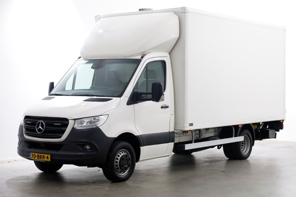 Mercedes-Benz Sprinter 516 CDI 163pk 7G Automaat Bakwagen met 1000kg laadklep 2381kg laadverm. 06-2021 9