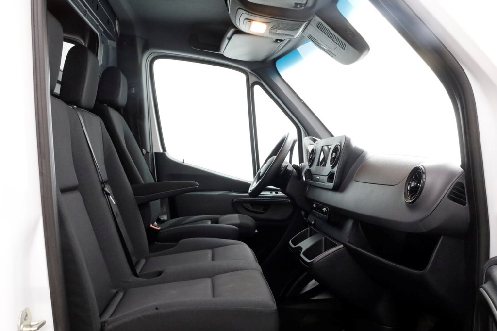 Mercedes-Benz Sprinter 516 CDI 163pk 7G Automaat L2H2 Airco/Camera/Trekhaak 3500kg 08-2020 3