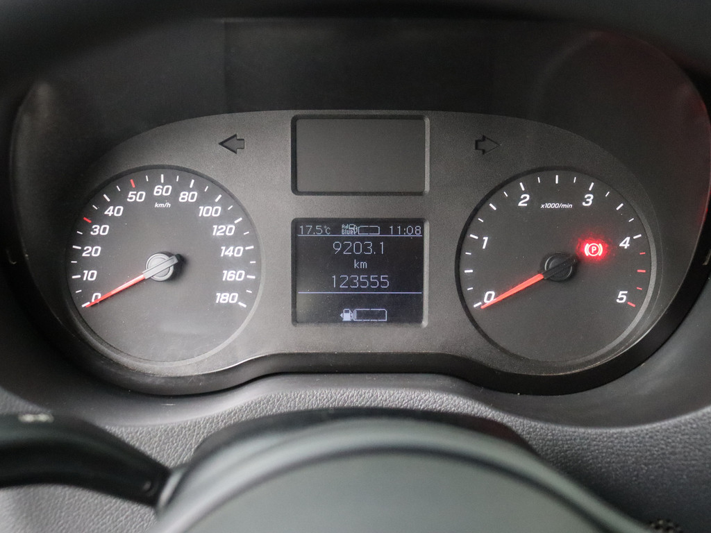 Mercedes-Benz Sprinter 516CDI Kipper | Toolbox | 3500Kg Trekhaak | Airco | Cruise | 3-Persoons | Mbux 13