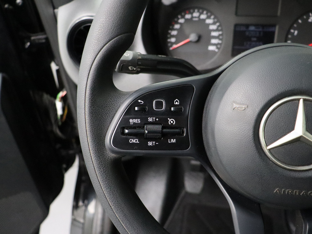 Mercedes-Benz Sprinter 516CDI Kipper | Toolbox | 3500Kg Trekhaak | Airco | Cruise | 3-Persoons | Mbux 21