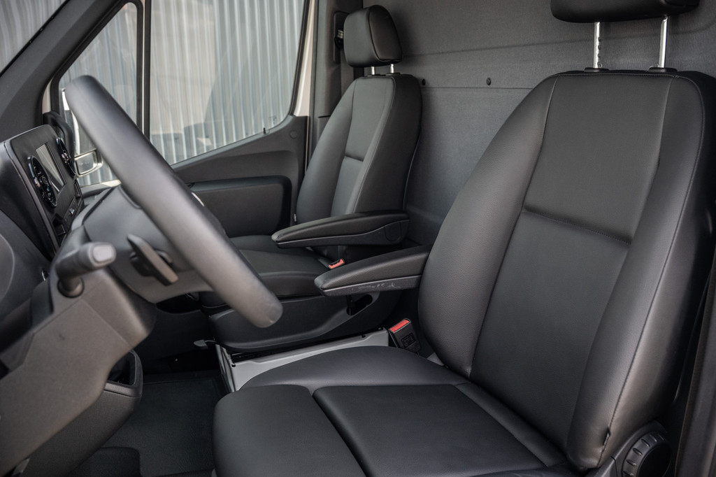 Mercedes-Benz Sprinter 519 CDI | 190PK | Automaat | Nieuw | Luchtvering | LED | Cruise | Carplay | Mbux | Navi | Climatronic 13