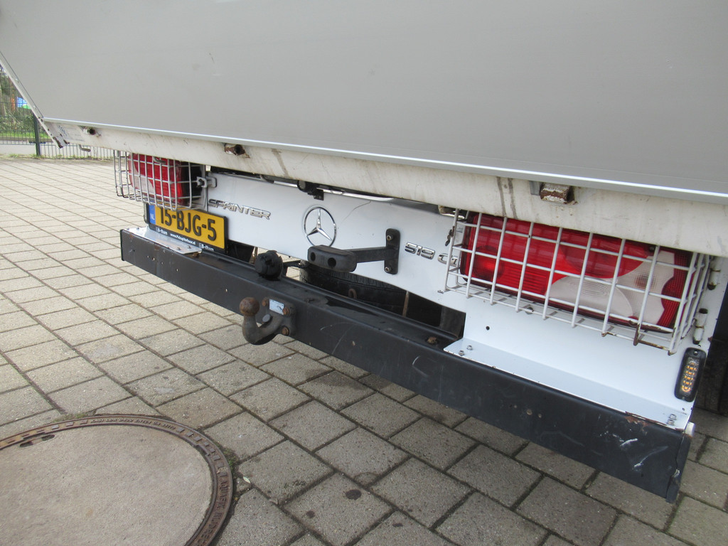 Mercedes-Benz Sprinter 519 CDI 3.0 6-Cil. 140KW Kipper + Kraan Amco-Veba + RF 19
