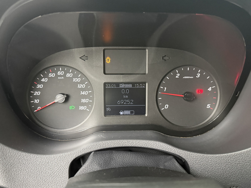 Mercedes-Benz Sprinter 519CDI Bakwagen+Laadklep | Dakspoiler | 2.35 Mtr hoog | Multimedia | Airco | Cruise | 3-Zits 15