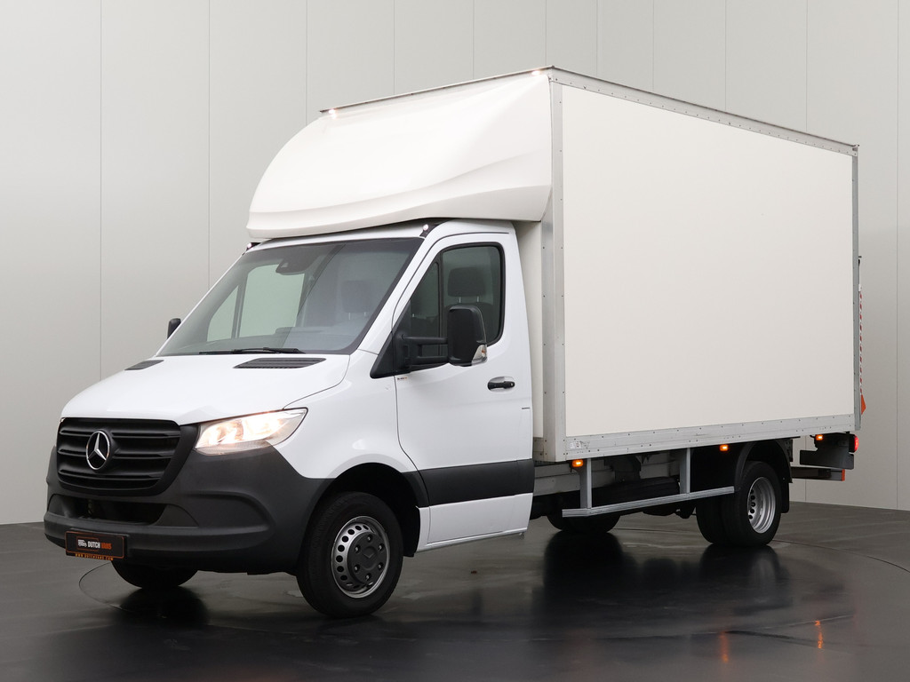 Mercedes-Benz Sprinter 519CDI Bakwagen+Laadklep | Dakspoiler | 2.35 Mtr hoog | Multimedia | Airco | Cruise | 3-Zits 7