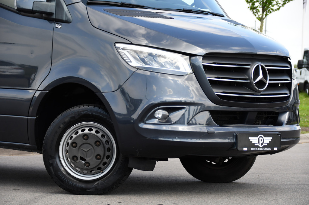 Mercedes-Benz Sprinter 519 V6 3.0 CDI L2H1 DC PB Edition N1, Cruise, Camera, Carplay, LED, 2 x Schuifdeur, 3500kg trekhaak, 10,5 Mbux, Leder, 8