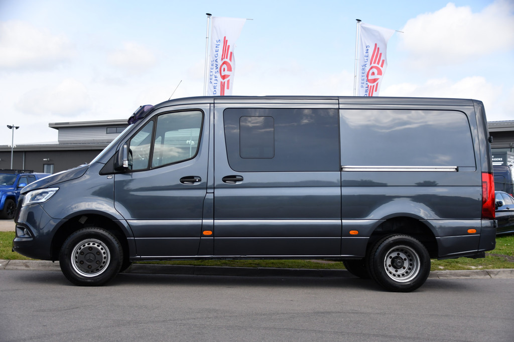 Mercedes-Benz Sprinter 519 V6 3.0 CDI L2H1 DC PB Edition N1, Cruise, Camera, Carplay, LED, 2 x Schuifdeur, 3500kg trekhaak, 10,5 Mbux, Leder, 9
