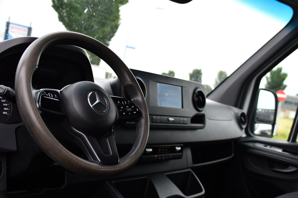 Mercedes-Benz Sprinter 519 V6 3.0 CDI L3H2 PB Edition N1, Camera, Carplay, 3500kg Trekhaak, Mbux, Automaat, Keyless, 3 Zits, Uniek! 12