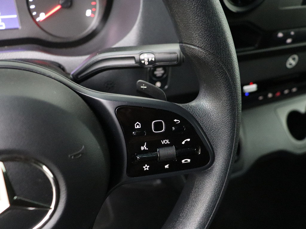 Mercedes-Benz Sprinter 9G-Tronic Automaat Black Edition L2H2 | Vanstep 3500Kg Trekhaak | Mbux Touchscreen | 3-Persoons 15