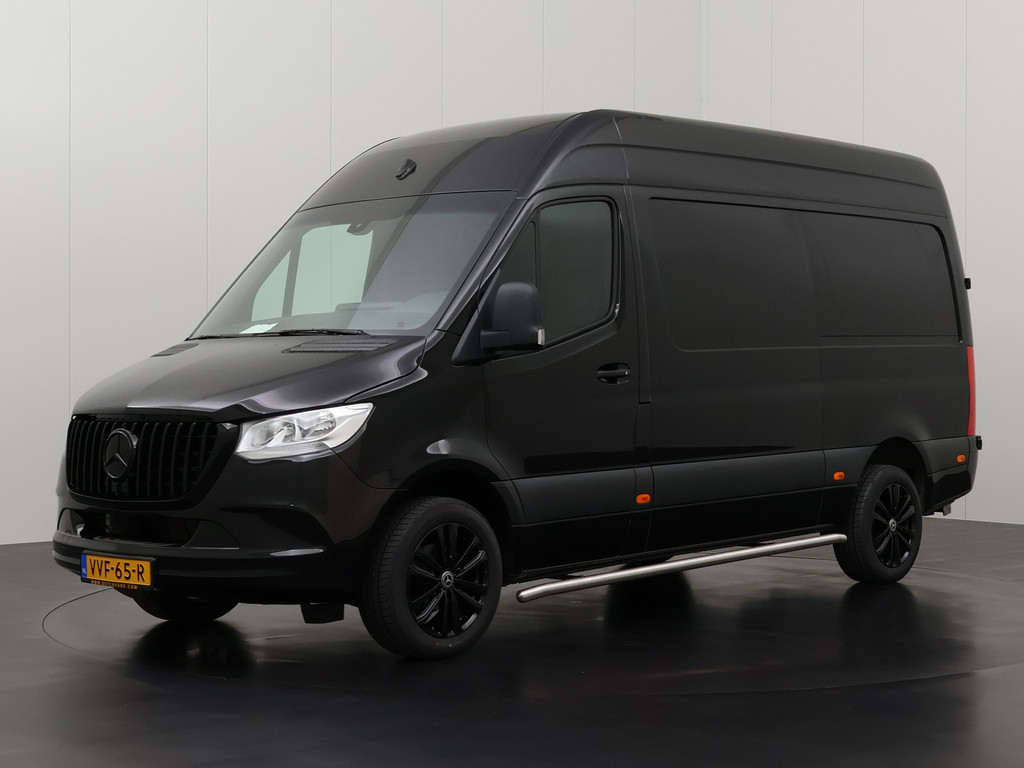 Mercedes-Benz Sprinter 9G-Tronic Automaat Black Edition L2H2 | Vanstep 3500Kg Trekhaak | Mbux Touchscreen | 3-Persoons 7