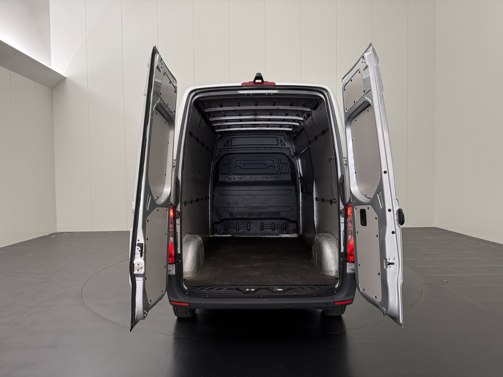 Mercedes-Benz Sprinter 9G-Tronic Automaat L2H2 | Multimedia | Camera | Airco | 3-Zits | Betimmering 4