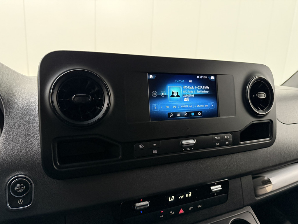 Mercedes-Benz Sprinter 9G-Tronic Automaat L2H2 | Trekhaak | Multimedia | Camera | Airco | 3-Zits | Betimmering 17