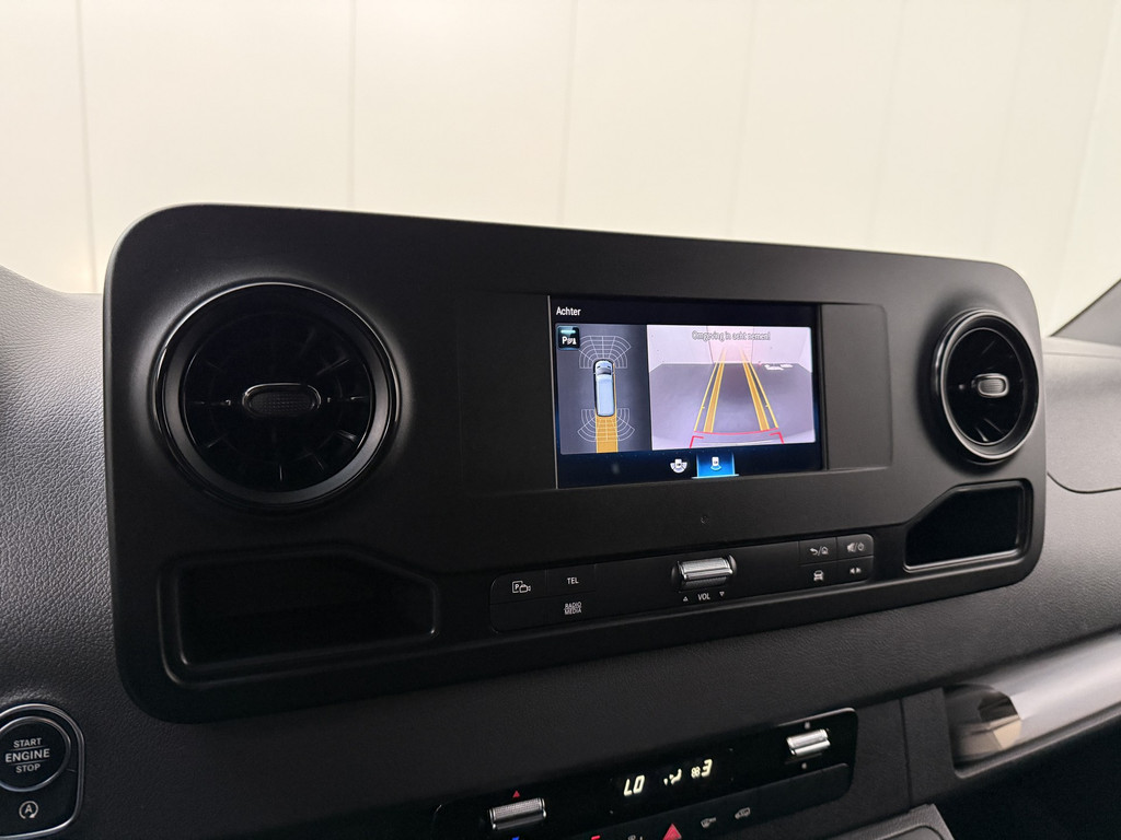 Mercedes-Benz Sprinter 9G-Tronic Automaat L2H2 | Trekhaak | Multimedia | Camera | Airco | 3-Zits | Betimmering 18