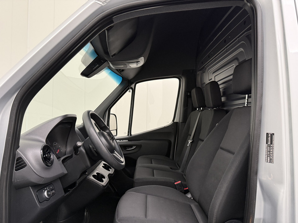 Mercedes-Benz Sprinter 9G-Tronic Automaat L2H2 | Trekhaak | Multimedia | Camera | Airco | 3-Zits | Betimmering 20