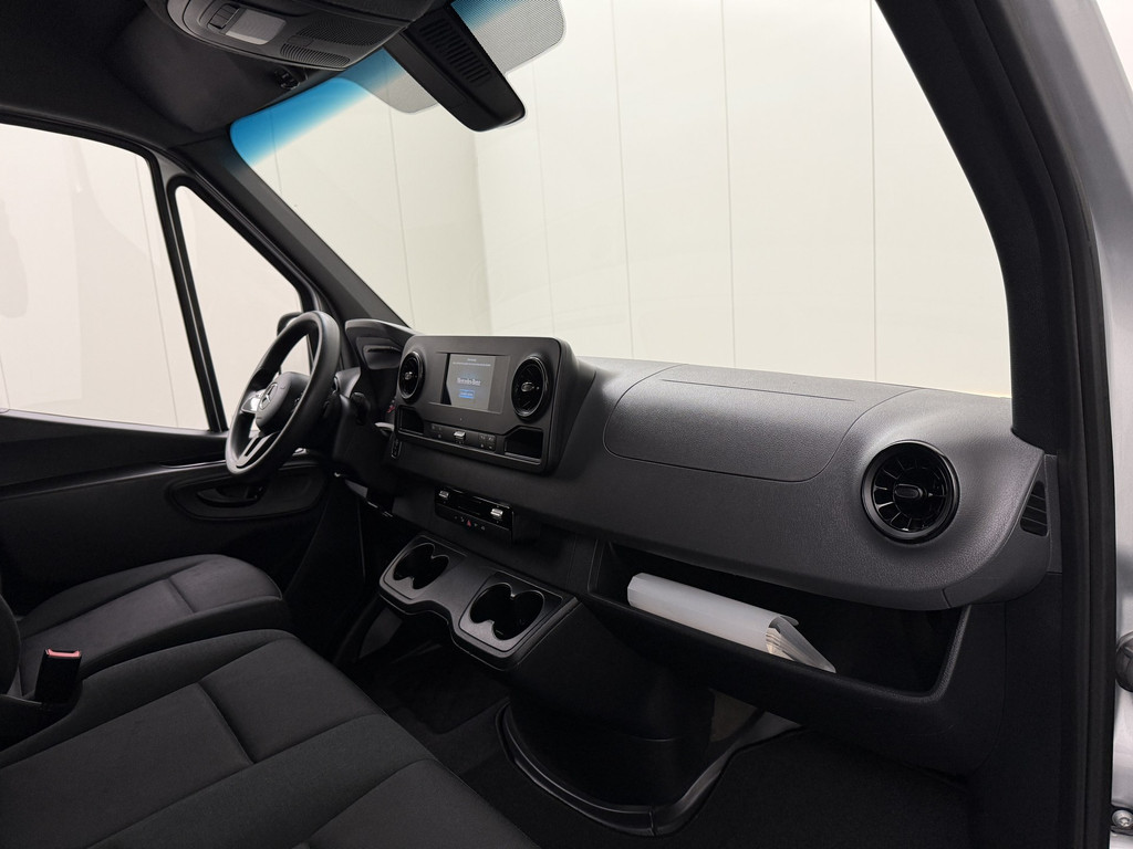 Mercedes-Benz Sprinter 9G-Tronic Automaat L2H2 | Trekhaak | Multimedia | Camera | Airco | 3-Zits | Betimmering 21