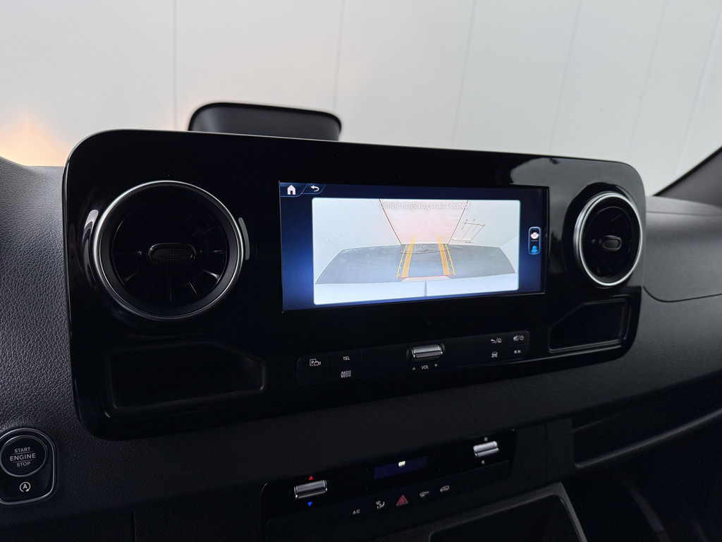 Mercedes-Benz Sprinter Automaat L3H2 Maxi (2024) | 10 Multimedia | Camera | Airco | Cruise | 3-Zits 19