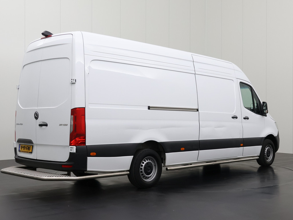 Mercedes-Benz Sprinter Automaat L3H2 Maxi (2024) | 10 Multimedia | Camera | Airco | Cruise | 3-Zits 2