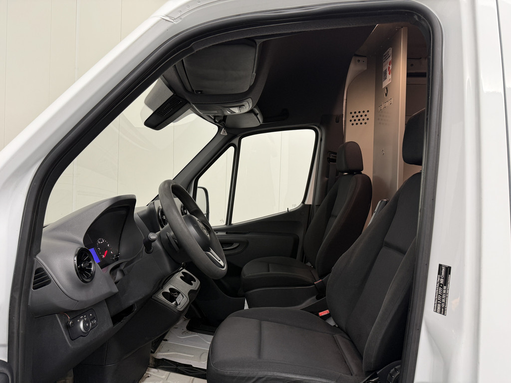 Mercedes-Benz Sprinter Automaat L3H2 Maxi | Euro 6 | Camera | Airco | Pakket Schappen | 19