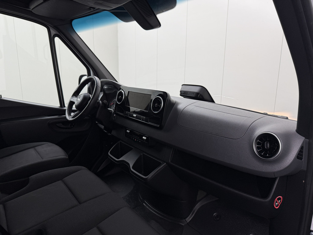 Mercedes-Benz Sprinter Automaat L3H2 Maxi | Multimedia | Camera | 3-Zits | Airco | Cruise 21
