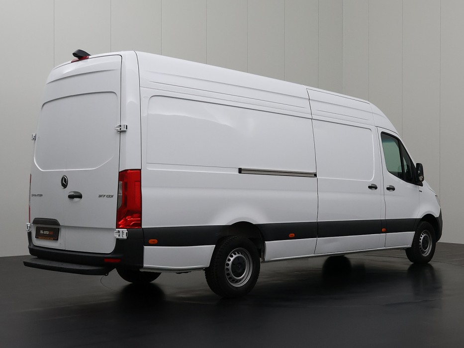 Mercedes-Benz Sprinter Automaat L3H2 Maxi Pro | 10 Touchscreen | Camera | Airco | Cruise | 3-Zits 2