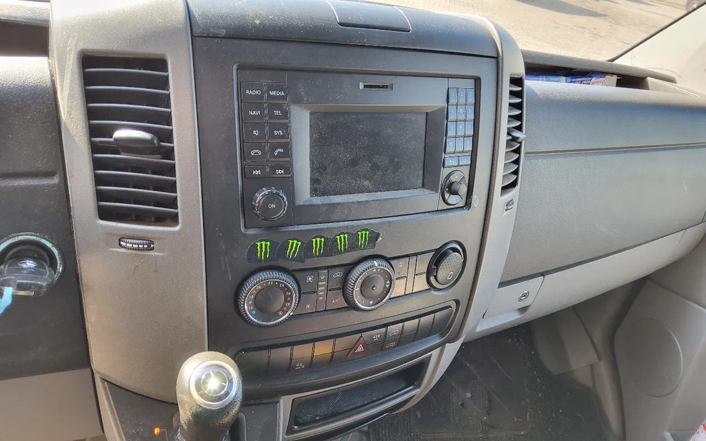 Mercedes-Benz Sprinter KA 140 PK L4H2 GESLOTEN - EURO 6 - V-470-LH 19