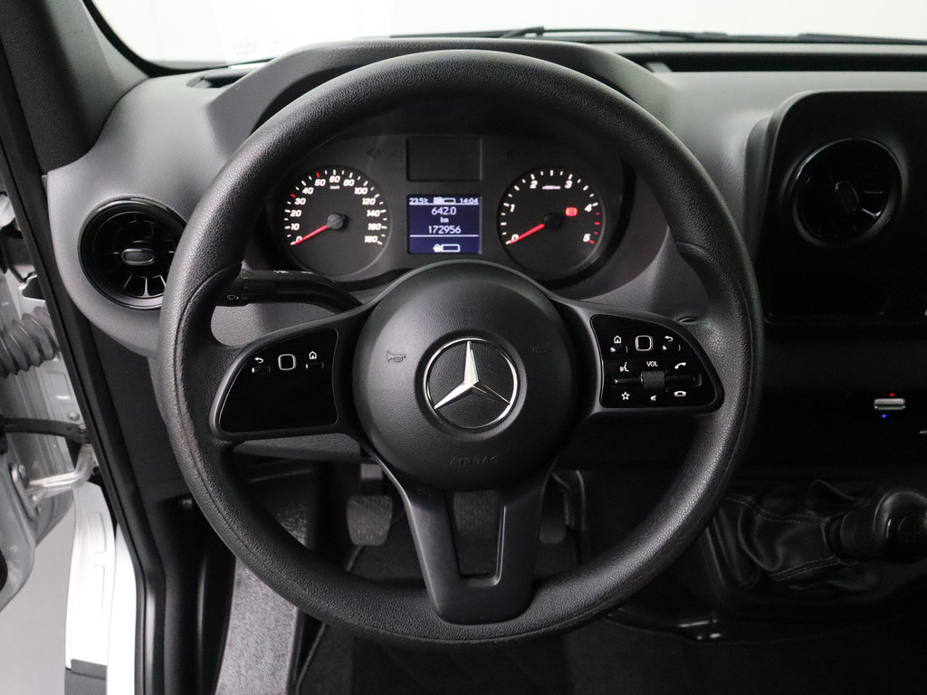 Mercedes-Benz Sprinter L1H1 | Werkplaatsinrichting | Kastenwand | Navigatie | Camera | Airco | Multimedia 14