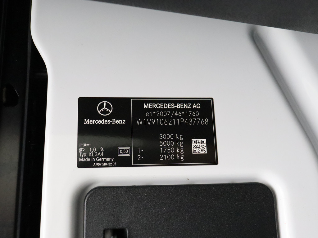 Mercedes-Benz Sprinter L1H2 | Multimedia Touchscreen | Camera | 3-Persoons | Airco | Cruise 21