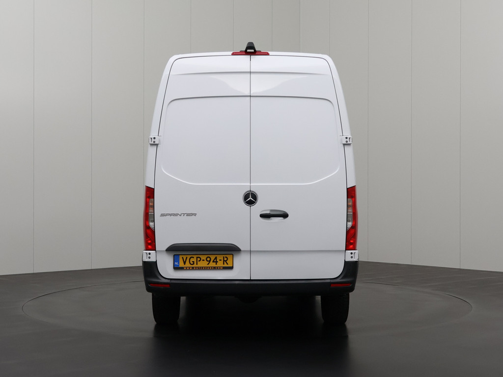 Mercedes-Benz Sprinter L2H2 | Werkplaats | Oprijplaat | Airco | Multimedia | Camera 11