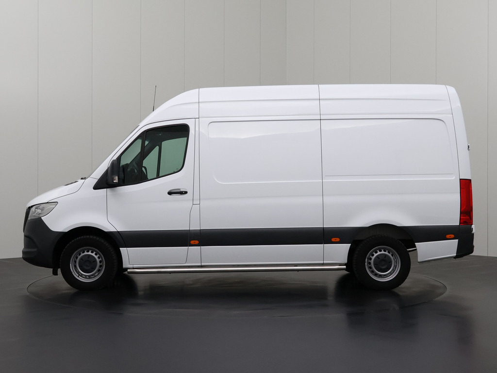 Mercedes-Benz Sprinter L2H2 | Werkplaats | Oprijplaat | Airco | Multimedia | Camera 12