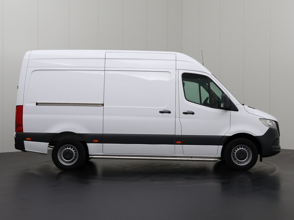 Mercedes-Benz Sprinter L2H2 | Werkplaats | Oprijplaat | Airco | Multimedia | Camera 13