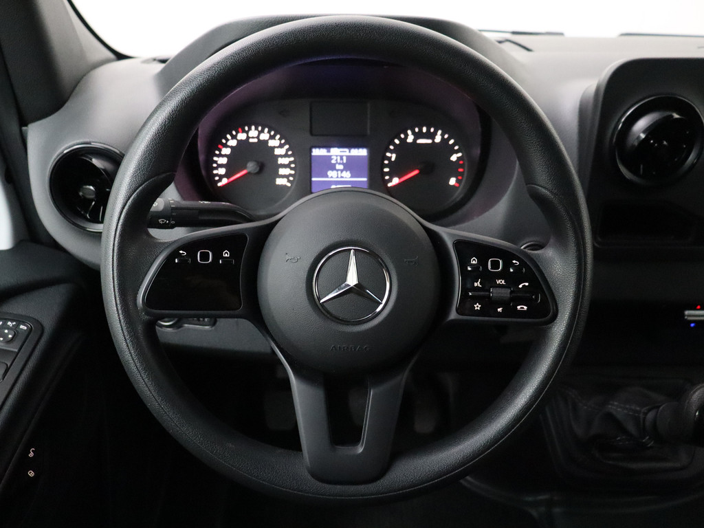 Mercedes-Benz Sprinter L2H2 | Werkplaats | Oprijplaat | Airco | Multimedia | Camera 16