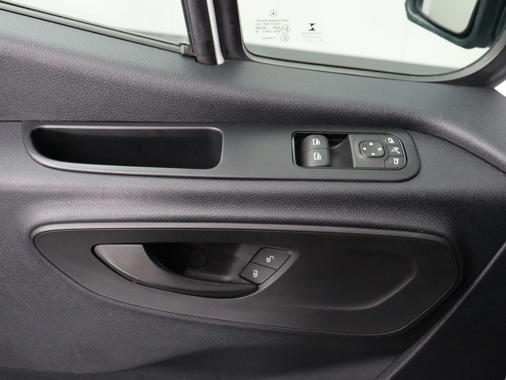 Mercedes-Benz Sprinter L2H2 | Werkplaats | Oprijplaat | Airco | Multimedia | Camera 9