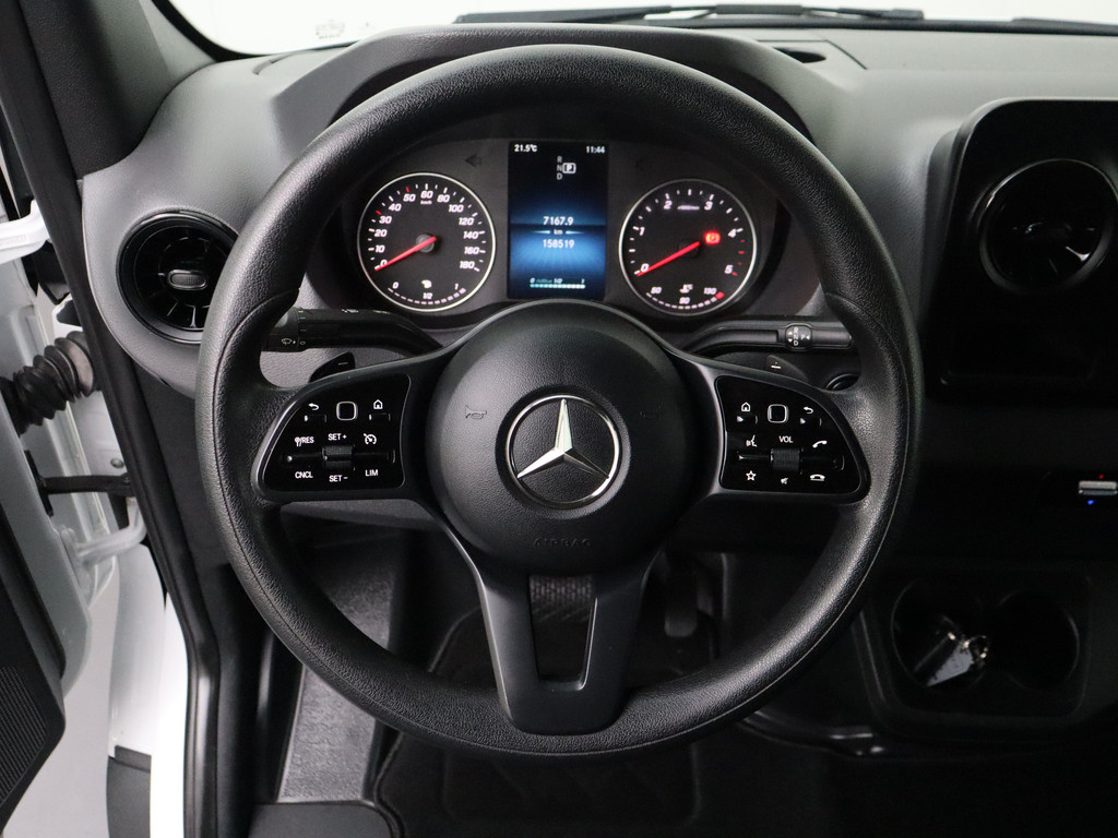 Mercedes-Benz Sprinter | Navigatie | Camera | Airco | Cruise | 3-Persoons 14