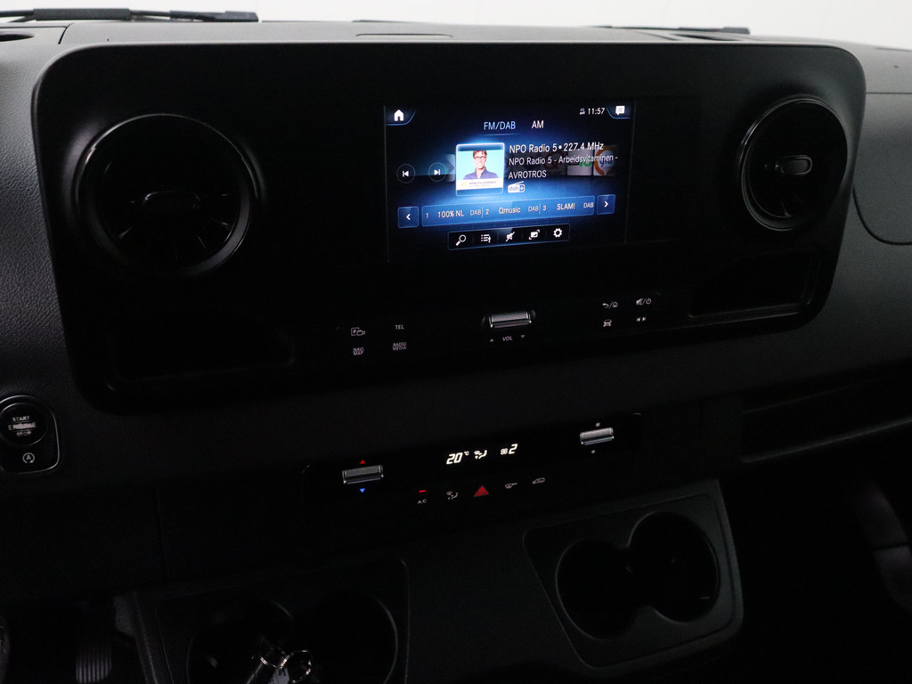 Mercedes-Benz Sprinter | Navigatie | Camera | Airco | Cruise | 3-Persoons 18