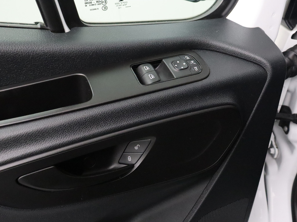 Mercedes-Benz Sprinter | Navigatie | Camera | Airco | Cruise | 3-Persoons 8