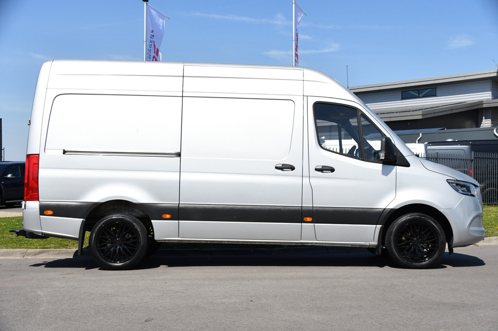 Mercedes-Benz Sprinter V6 319 3.0 CDI L2H2 PB Edition Camera, Cruise, Carplay, Stoelverwarming, Multimedia, LED, Automaat, Standkache, UNIEK! 10