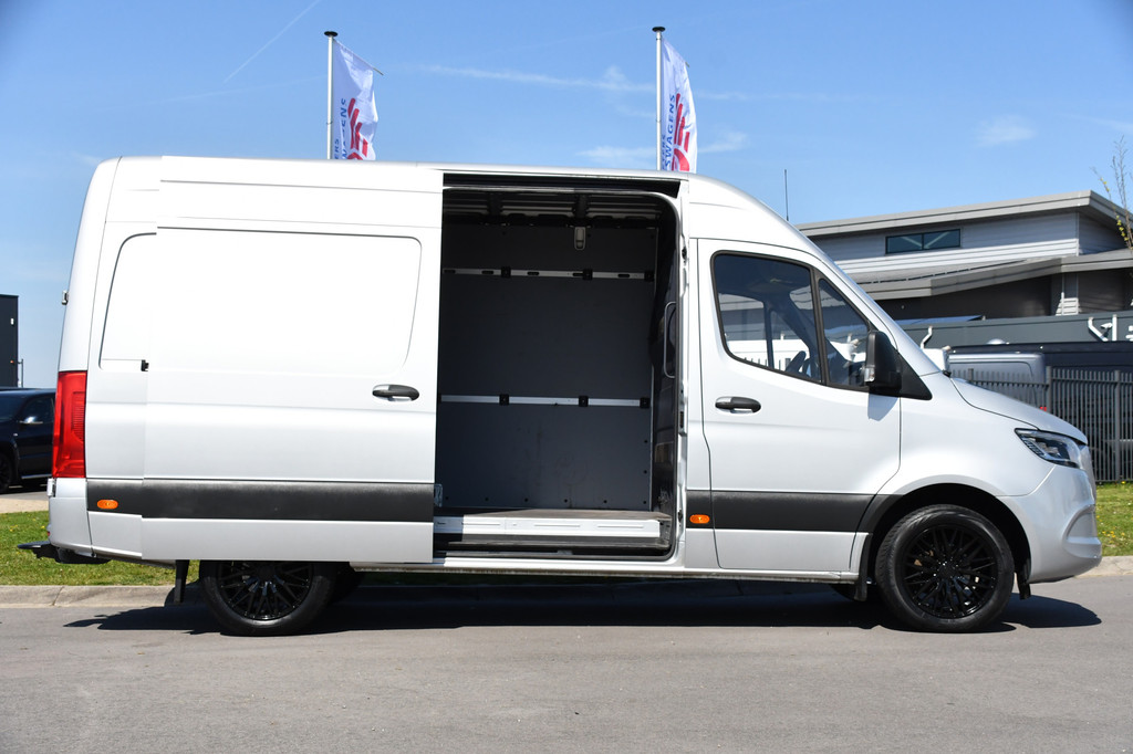 Mercedes-Benz Sprinter V6 319 3.0 CDI L2H2 PB Edition Camera, Cruise, Carplay, Stoelverwarming, Multimedia, LED, Automaat, Standkache, UNIEK! 11