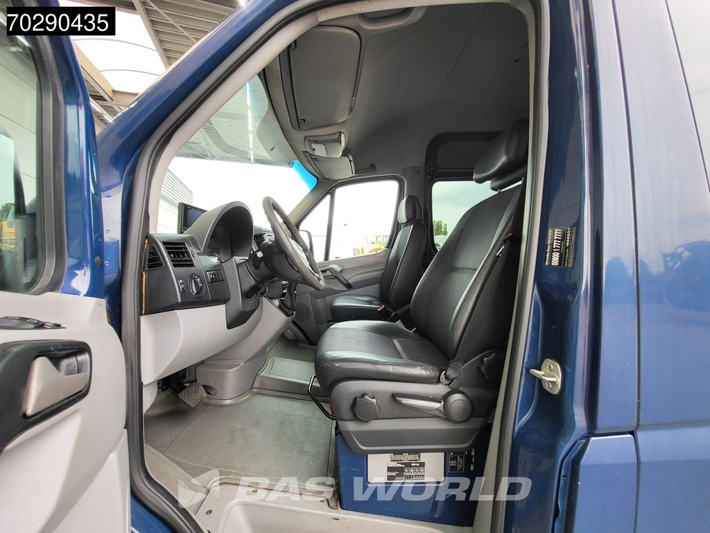 Mercedes-Benz Sprinter 211 CDI Automaat L2H2 Personenbus 9 persoons Taxi Kombi Tourer Airco Camera L2 Personenvervoer Airco 15